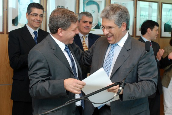 El gobernador de San Luis, CPN. Claudio Poggi, junto al ministro Walter Padula, durante el acto