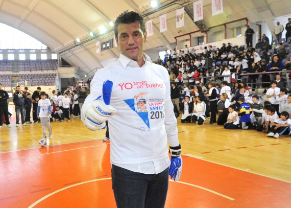 El ex arquero de la Selección Argentina, Sergio Goycochea estuvo presente en las jornadas de los Juegos Intercolegiales.