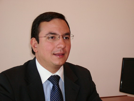 Jefe del programa Gobierno y Asuntos Registrales, Federico Lucero Gagliardi. 