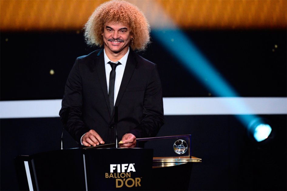 El Pibe Valderrama en la premiación del Balón de Oro Agencia de