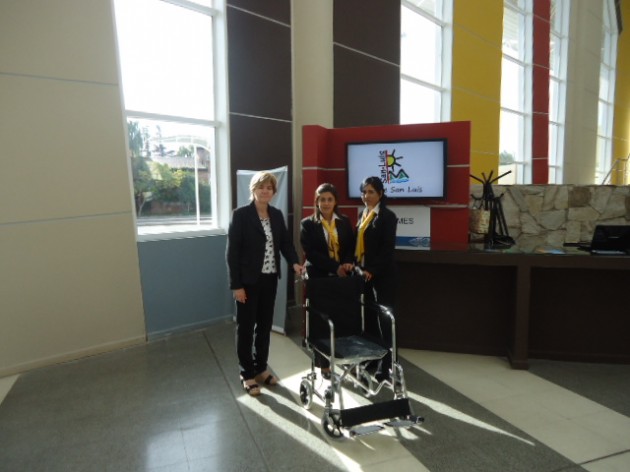 La silla de ruedas es para el traslado de personas con discapacidad y quedará a disposición de la Estación de Interconexión Regional.