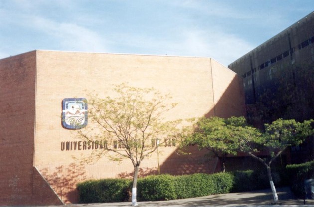 Rectorado Universidad Nacional de La Punta