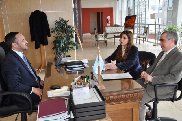 El ministro de Educación, Marcelo Sosa, recibió en su despacho a la secretaria electoral, Sonia Randazzo y a Federico Elorza