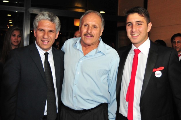 El Gobernador CPN Claudio Javier Poggi, junto a Leopoldo Luque y Juan Pablo Funes