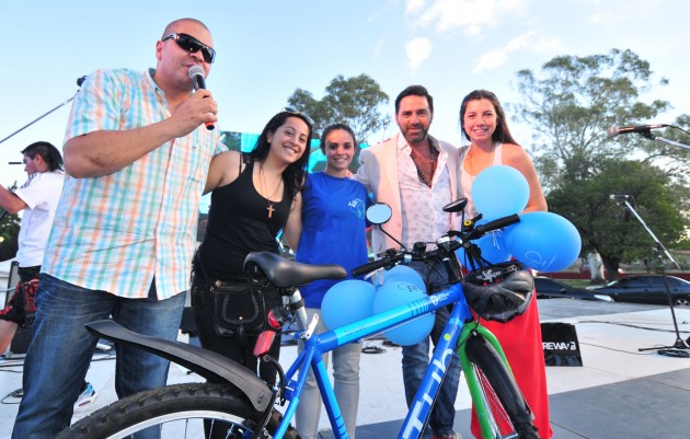 Dalma de la promo Boncarioca del Colegio Mauricio P. Daract fue la ganadora de la bicicleta del Plan TuBi.