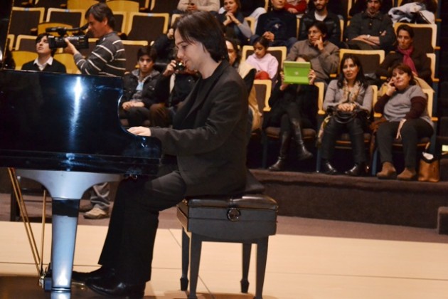 El joven pianista internacional Horacio Lavandera visita nuevamente la provincia 