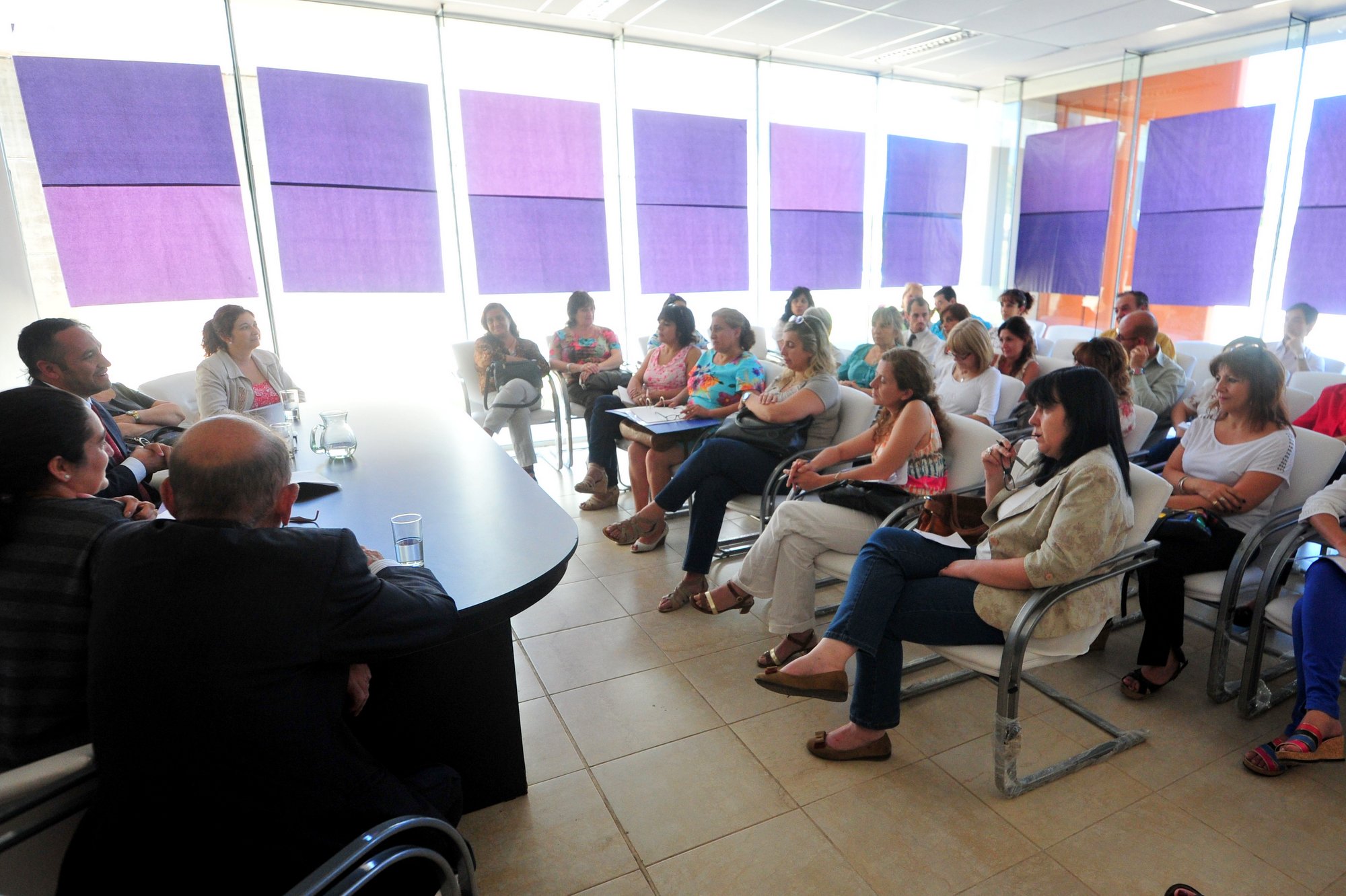 Marcelo Sosa, durante el encuentro que mantuvo hoy con los directores de las escuelas públicas y privadas