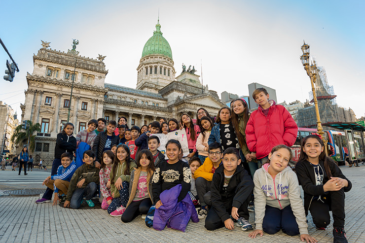 Por la tarde, los 32 alumnos conocieron el Palacio del Congreso de la Nación.