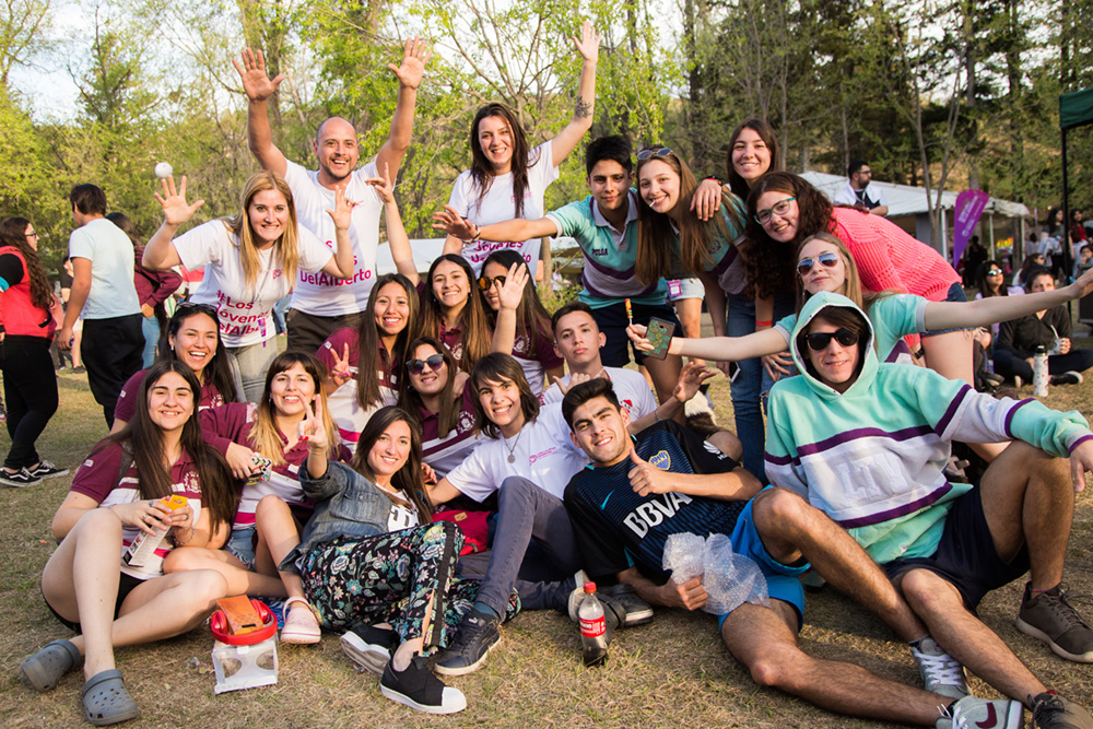 Miles de jóvenes festejaron su Semana del Estudiante en el Parador de la Juventud.