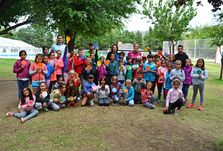 Más de 100 chicos vivieron una jornada de conciencia ambiental en Juana Koslay