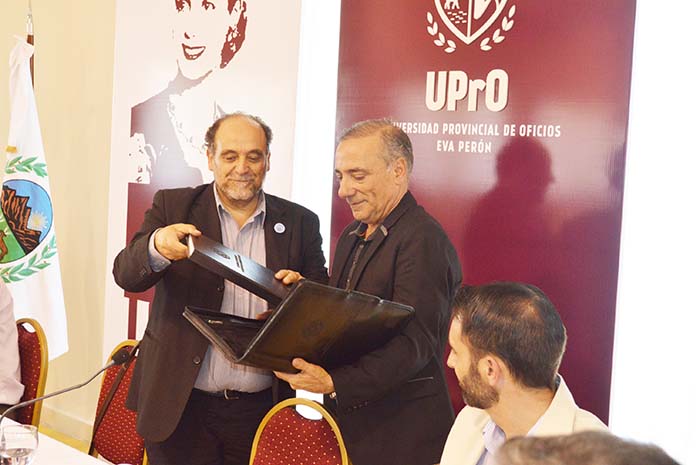 Universidades de oficios de todo el país se reúnen en la UPrO