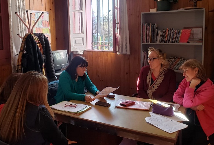La comisión de colaboración continúa trabajando junto a autoridades del Centro Educativo Nº 2 “Paula Domínguez de Bazán”