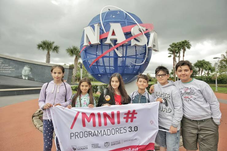 Los Mini Programadores visitaron el centro espacial “John F. Kennedy”