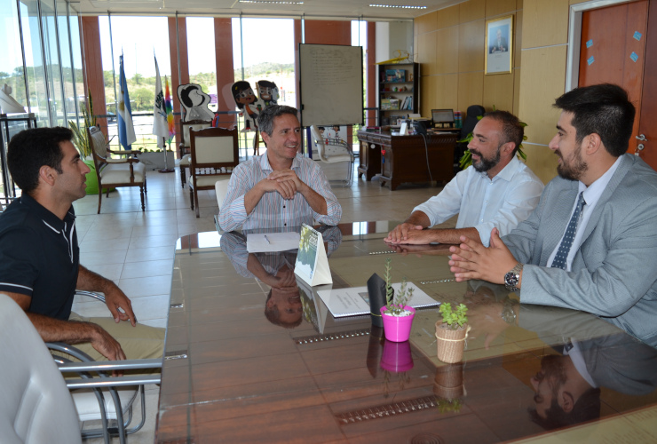 El ministro Dermechkoff se reunió con funcionarios de la Municipalidad de Villa Mercedes
