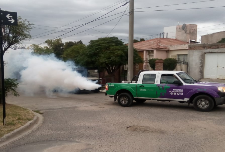 El Gobierno realizó fumigaciones en más de 90 barrios de la ciudad de San Luis
