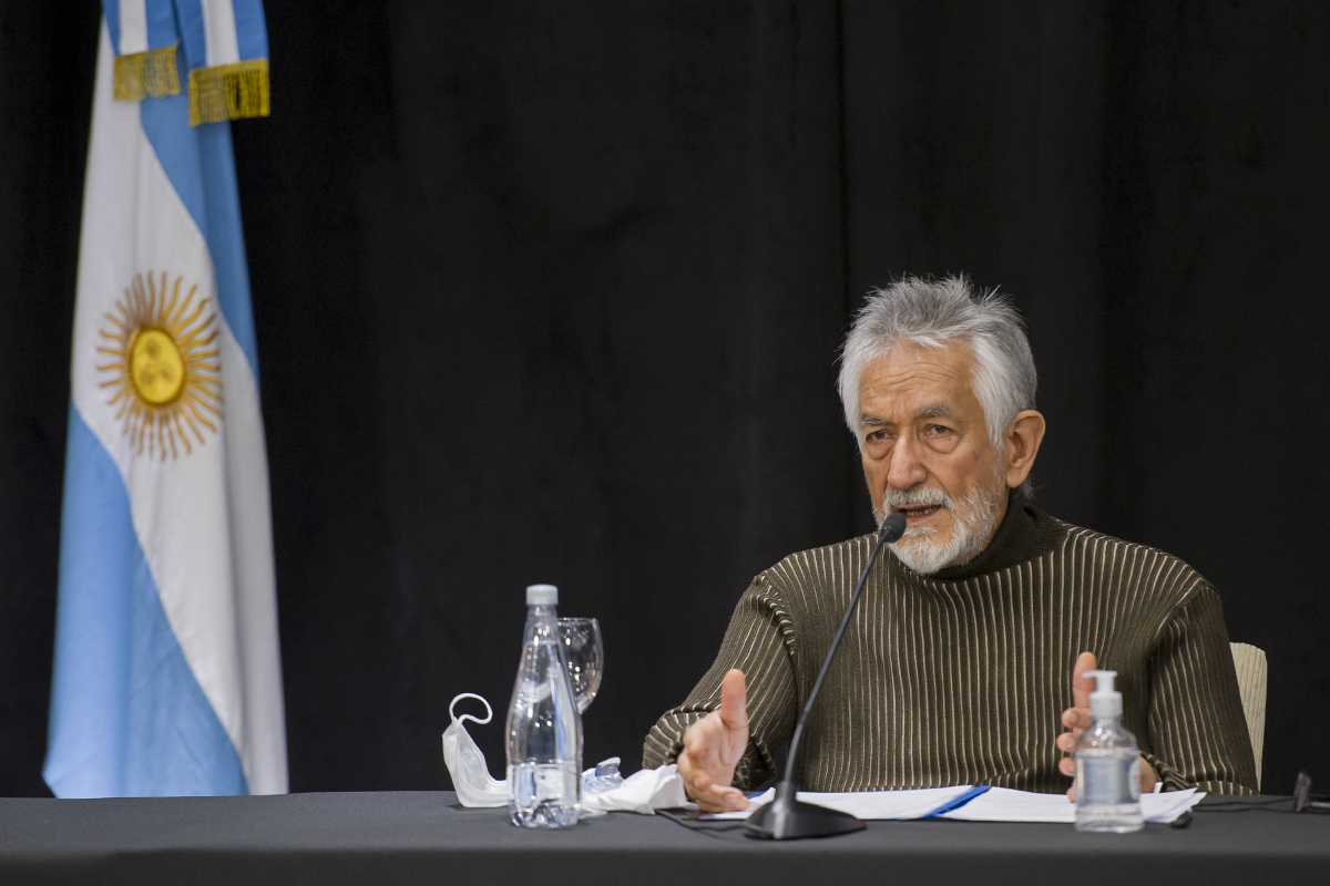 Alberto Rodríguez Saá: “Estamos lejos del estrés sanitario y lejísimo del colapso del sistema de salud”