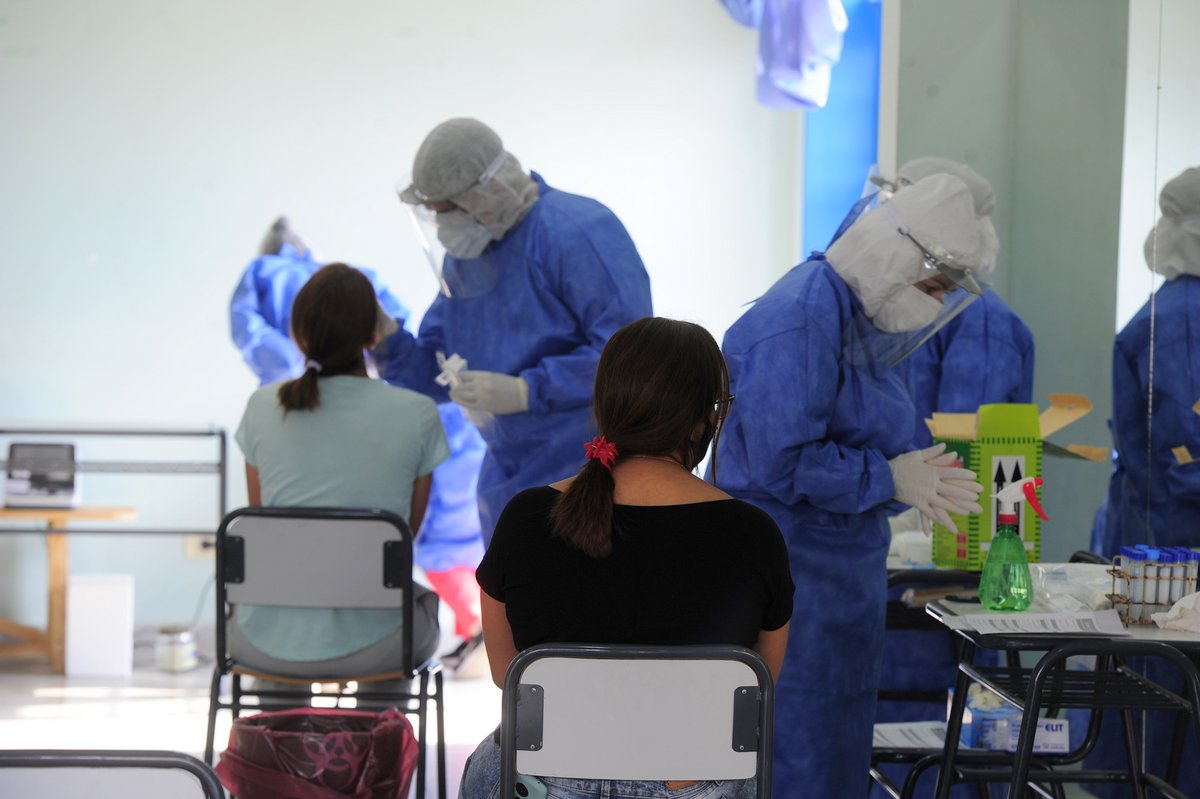 Coronavirus: vecinos de La Punta participan de los testeos voluntarios