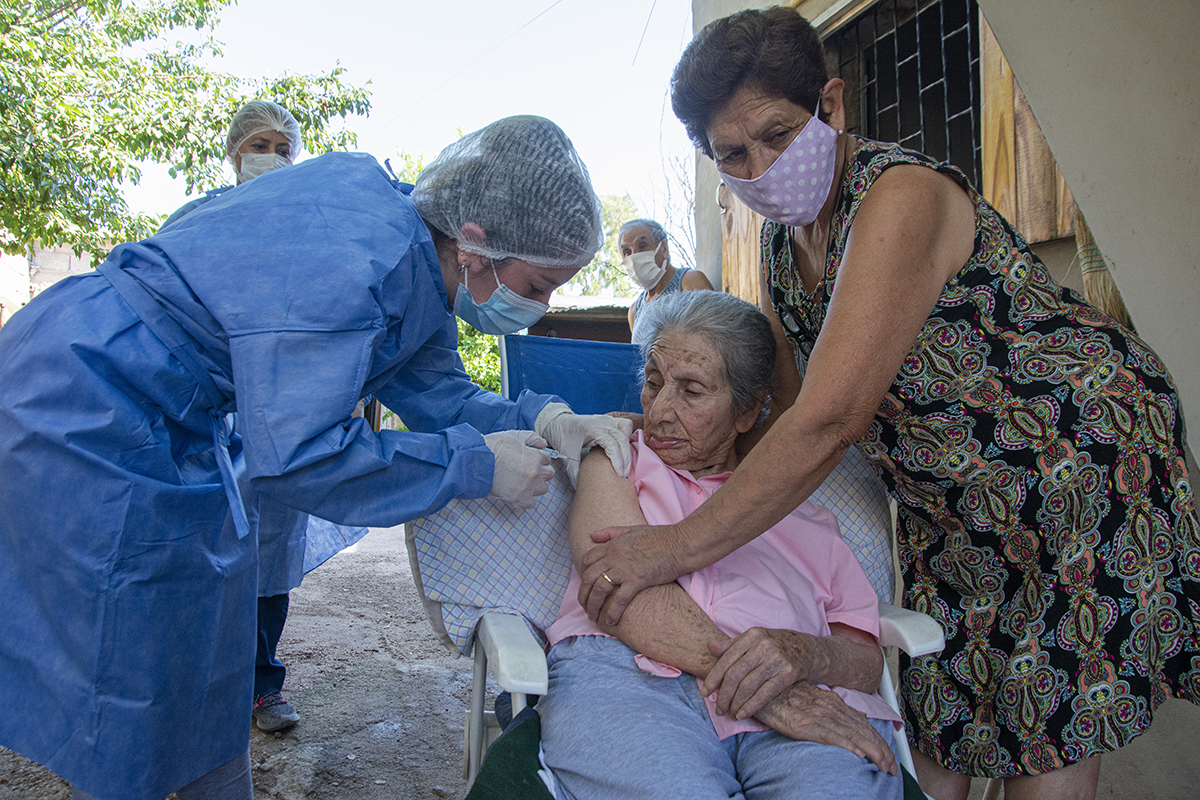 “Blanquita”, la abuela de 104 años que se vacunó contra el Coronavirus