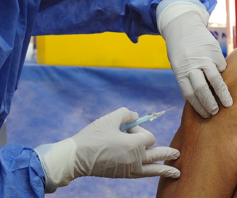 Este martes la Provincia recibirá 2.700 primeras dosis de la vacuna AstraZeneca