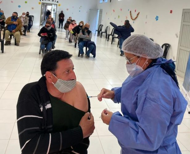 Recibieron sus vacunas más de 600 personas de Luján y Leandro Alem