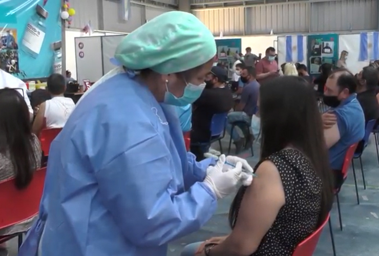 En Quines y San Luis se citaron a más de 4.200 vecinos para recibir primeras y segundas dosis de vacunas contra el COVID-19