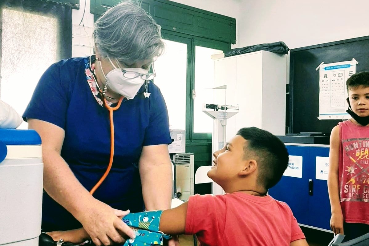 Realizaron un operativo de control de salud y vacunación en la Escuela N°255 de Papagayos