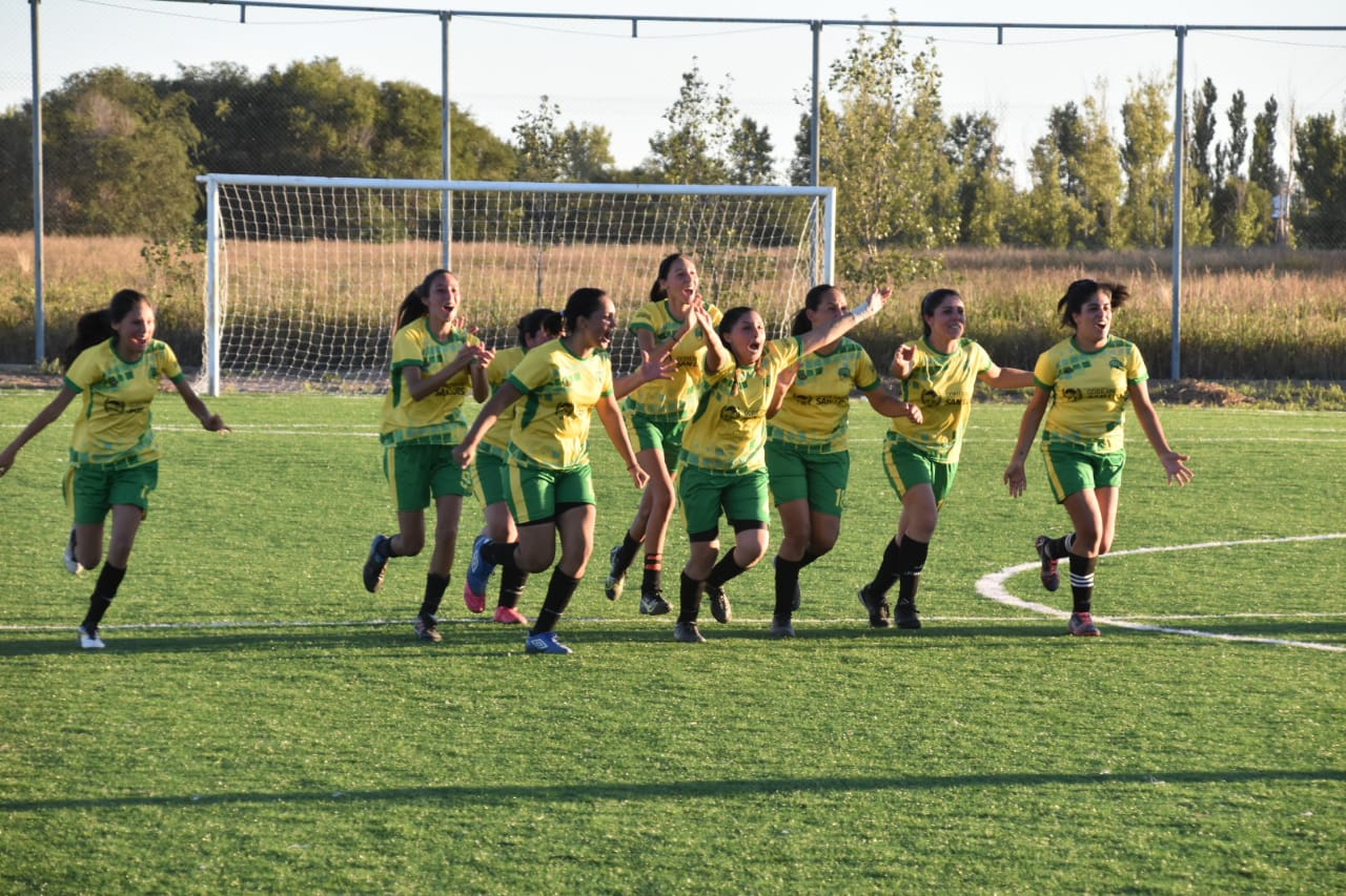 Copa San Luis: en una jornada a puro fútbol, se definieron los cruces de cuartos de final