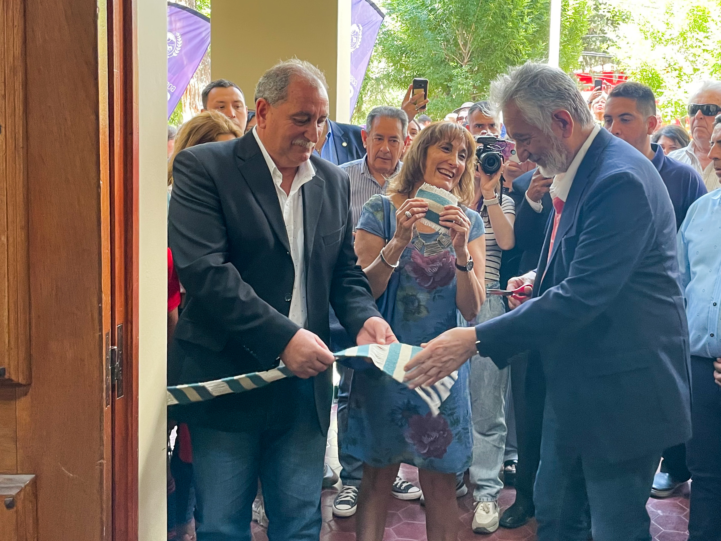 El jefe de Estado inauguró el Edificio Administrativo, Cultural y Comisaría Seccional 47 de El Volcán.