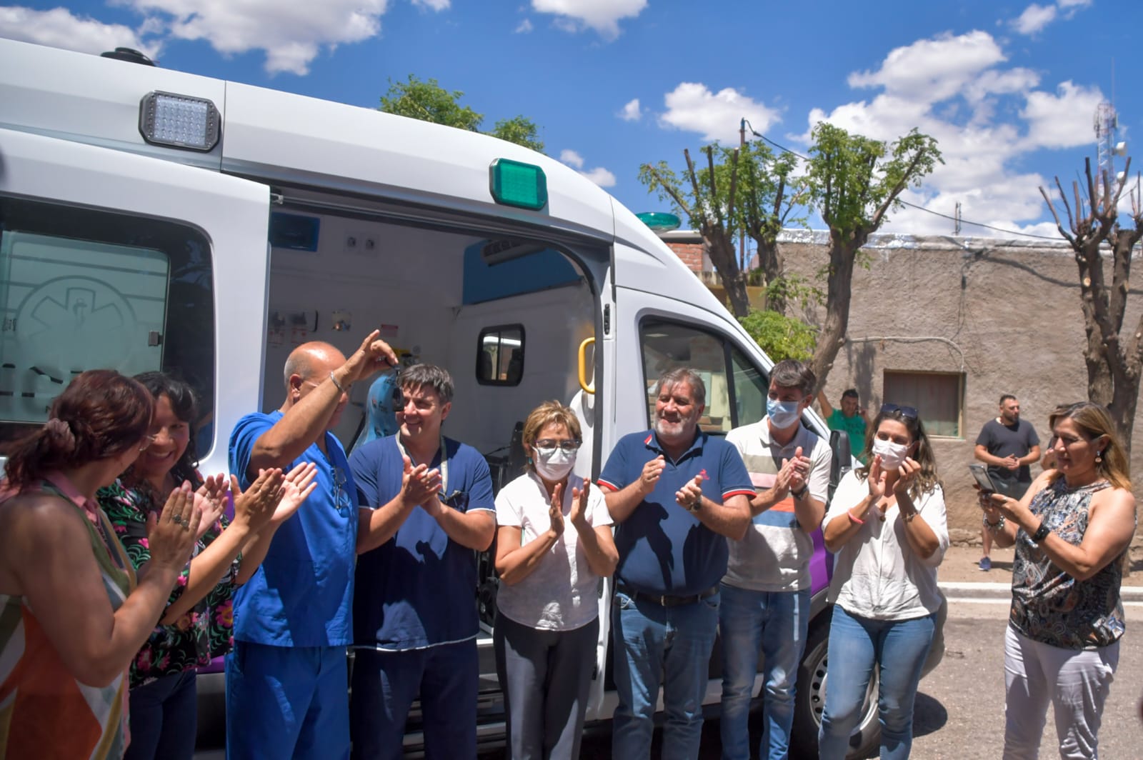 Villa de la Quebrada cuenta con una nueva ambulancia.