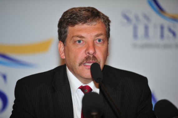 El ministro de Industria, Comercio, Minería y Transporte, Walter Padula.