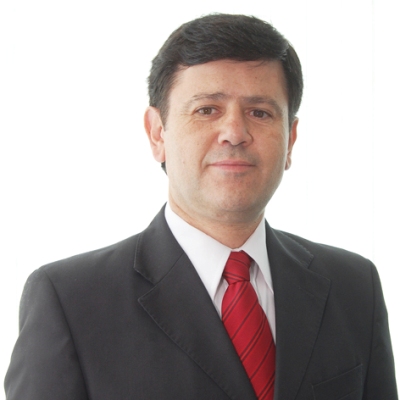 El Ministro de Relaciones Institucionales y Seguridad, Eduardo Mones Ruiz.