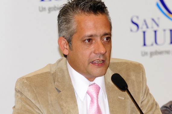 Ministro de Hacienda y Obras Públicas, José María Emer.