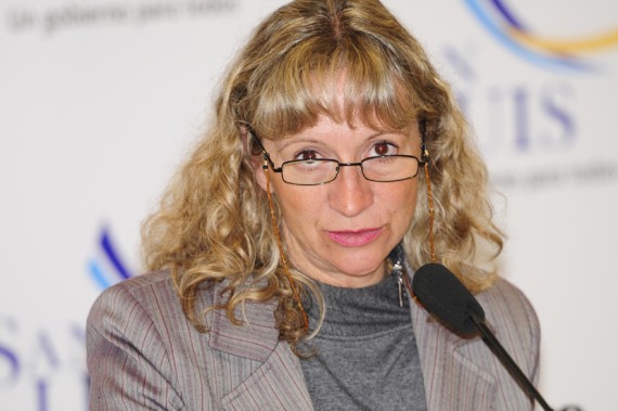 Ministra de Deportes, Maria Celia Sanchez.