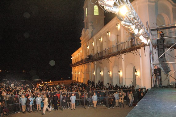 La réplica del Cabildo en la ciudad de La Punta será el escenario principal de los festejos del 25 de mayo.