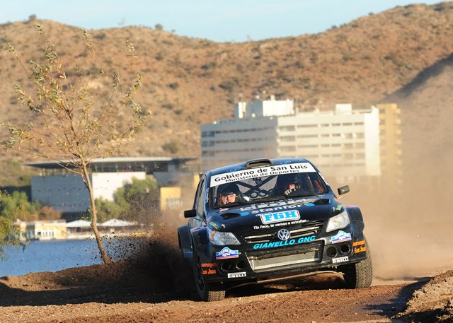 Rally Nacional: Miguel Baldoni cerró el sábado como líder de la carrera