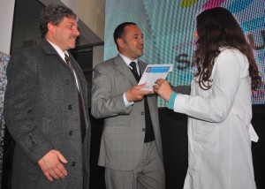 El ministro de Educación, Marcelo Sosa, durante el acto de entrega, en la escuela Normal Mixta.