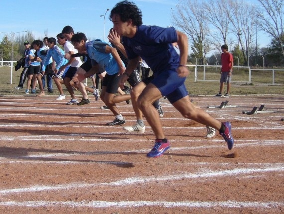 El 2º Evaluativo para los Juegos Binacionales 2012, se llevara a cabo en la pista de atletismo de la Municipalidad de Concaran, este sábado 16 de junio de 9.00 a 18.30 horas.