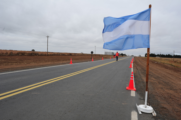 El Gobernador reinauguró la ruta 14 que atraviesa Justo Daract