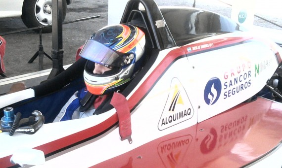 Nicolás Dominici hizo una exhaustiva prueba en su auto, de cara a la próxima fecha de la Fórmula Renault 2.0