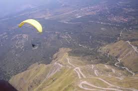 La propuesta presentada contempla la creación de un Registro Municipal de Prestadores de Actividades Aeronáuticas.