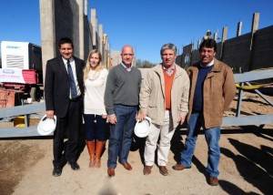 Los intendentes de La Punta, Juana Koslay y Potrero de los Funes visitaron la construcción para interiorizarse del funcionamiento.