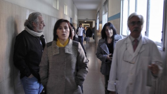 La ministra de Salud, Teresa Nigra, se encuentra en la ciudad de Buenos Aires realizando un recorrido por diferentes maternidades de Alta Complejidad junto a la jefa del Programa Infraestructura Hospitalaria, Arq. Nora Nasisi y la jefa del programa Materno Infantil, Dra. Rosa Gallardo.