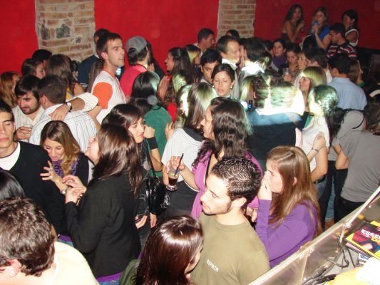 La medida se adoptará este viernes y sábado.