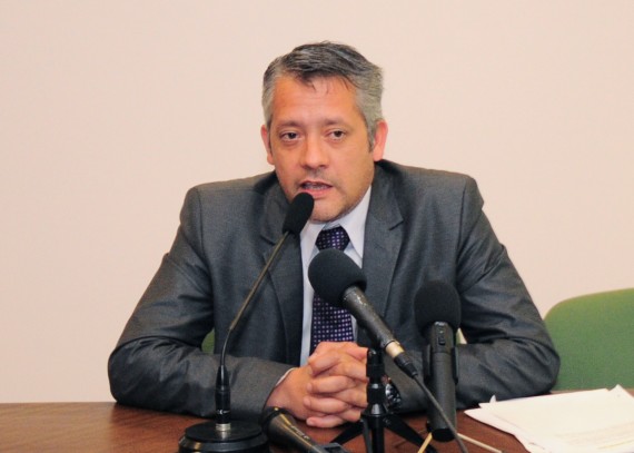 José María Emer, ministro de Hacienda y Obras Públicas.  