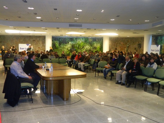 La jornada se realizó en el Salón blanco de Terrazas del Portezuelo.