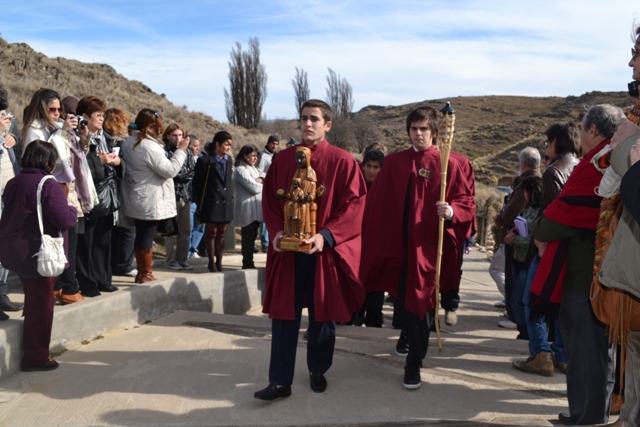 El acto aniversario de Lafinur, contó con la presencia de alumnos del Colegio Nacional Monserrat