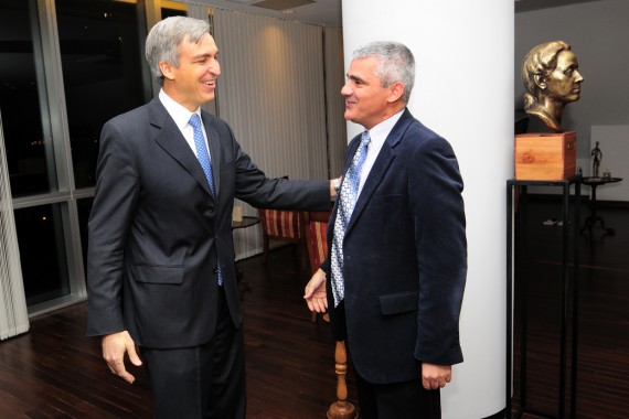 El vicegobernador Jorge Diaz recibe a Santiago