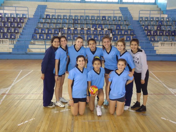 Las alumnas del Centro Educativo Nº 9 Juan Llerena