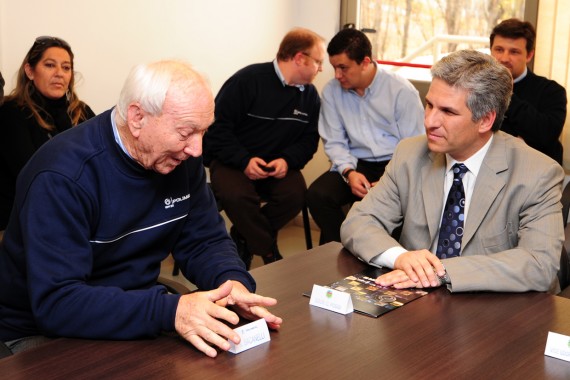 Roberto Baccanelli, presidente de la empresa Polimetal, junto al gobernador CPN Claudio Poggi.