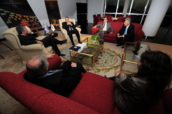 La reunión se realizó en el despacho de Terrazas del Portezuelo
